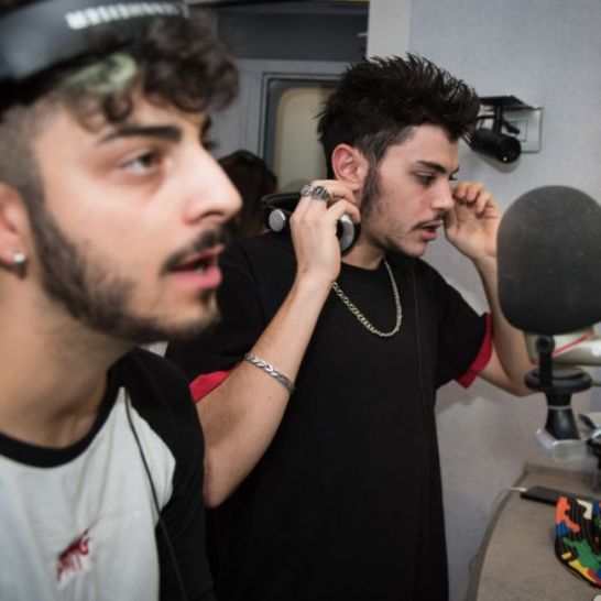 Izi e Charlie Charles