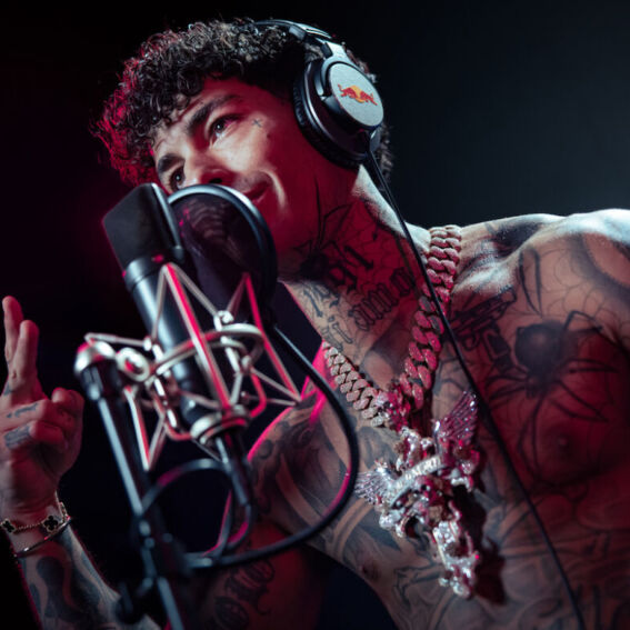 Tony Effe Red Bull 64 Bars